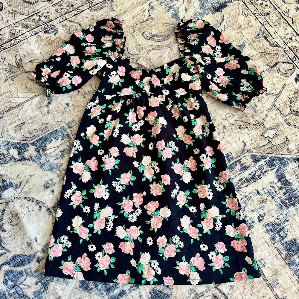 🌹🌹Cute Divided by H&M Rose Dress🌹🌹